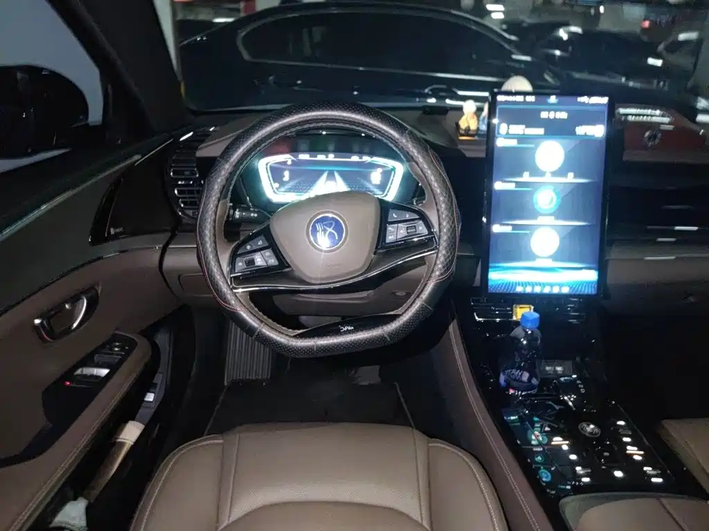 BYD Han — миниатюра 11