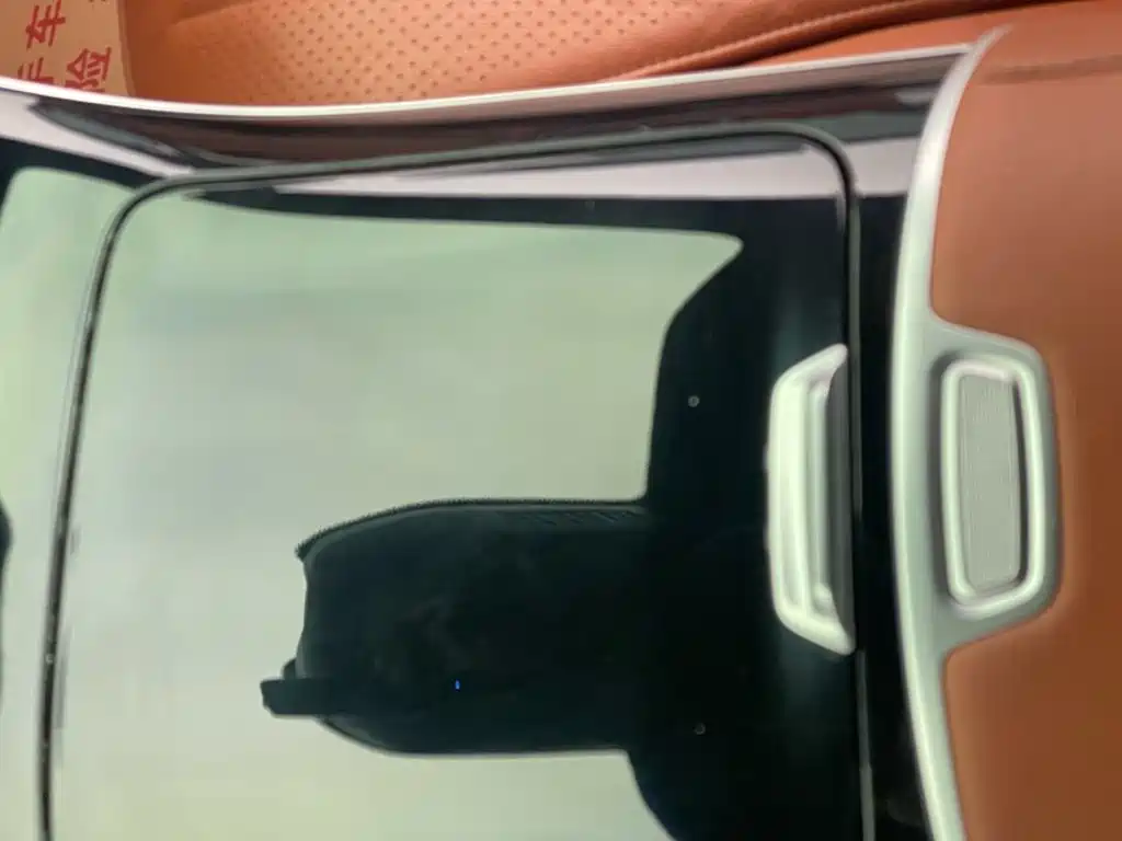 Mercedes-Benz S-Class — миниатюра 10