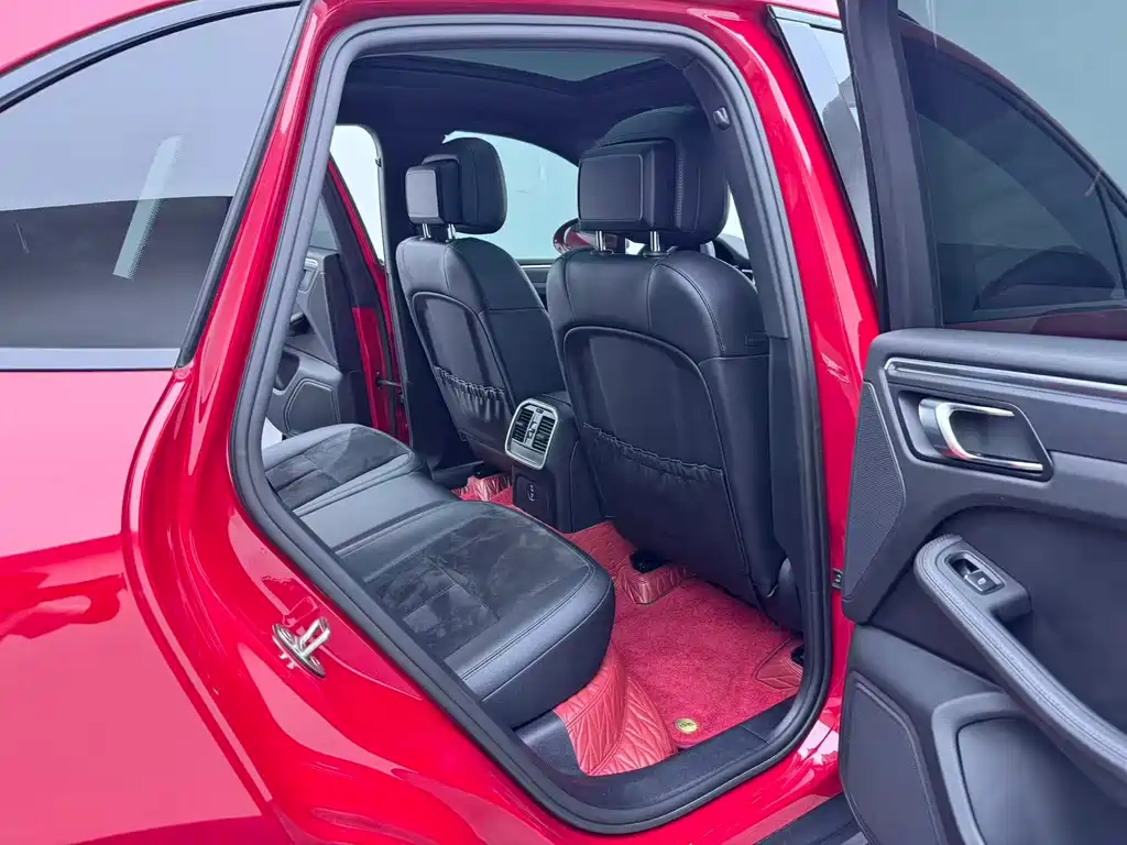 Porsche Macan — миниатюра 17