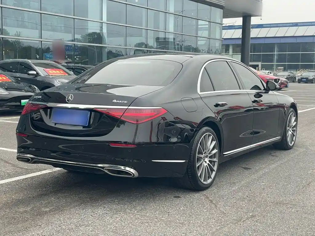 Mercedes-Benz S-Class — миниатюра 9
