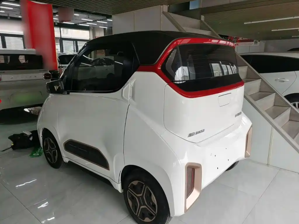 Baojun E200 — миниатюра 5