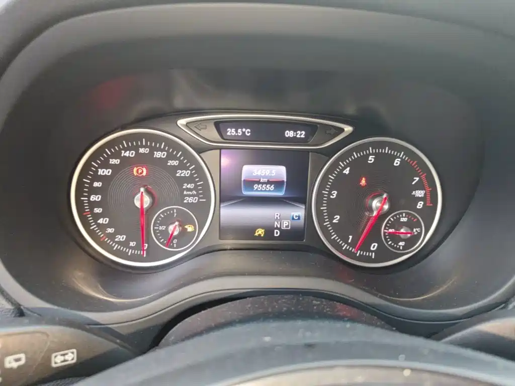 Mercedes-Benz B-Class — миниатюра 12