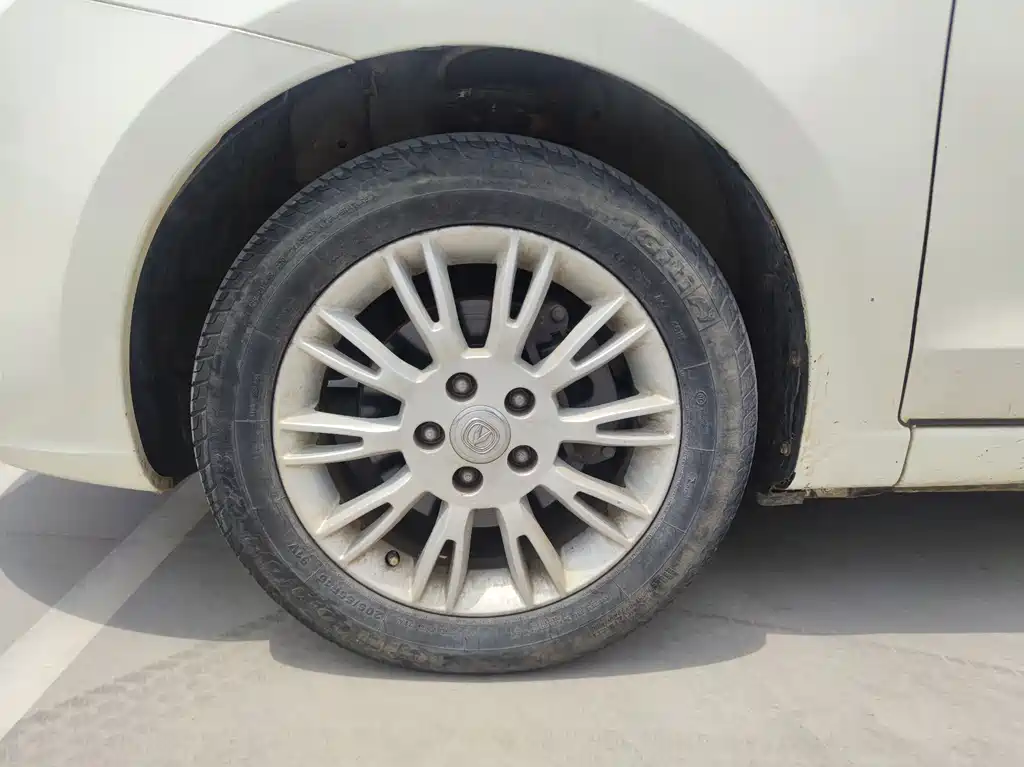 Changan Eado 2014 1.6L MT Luxury