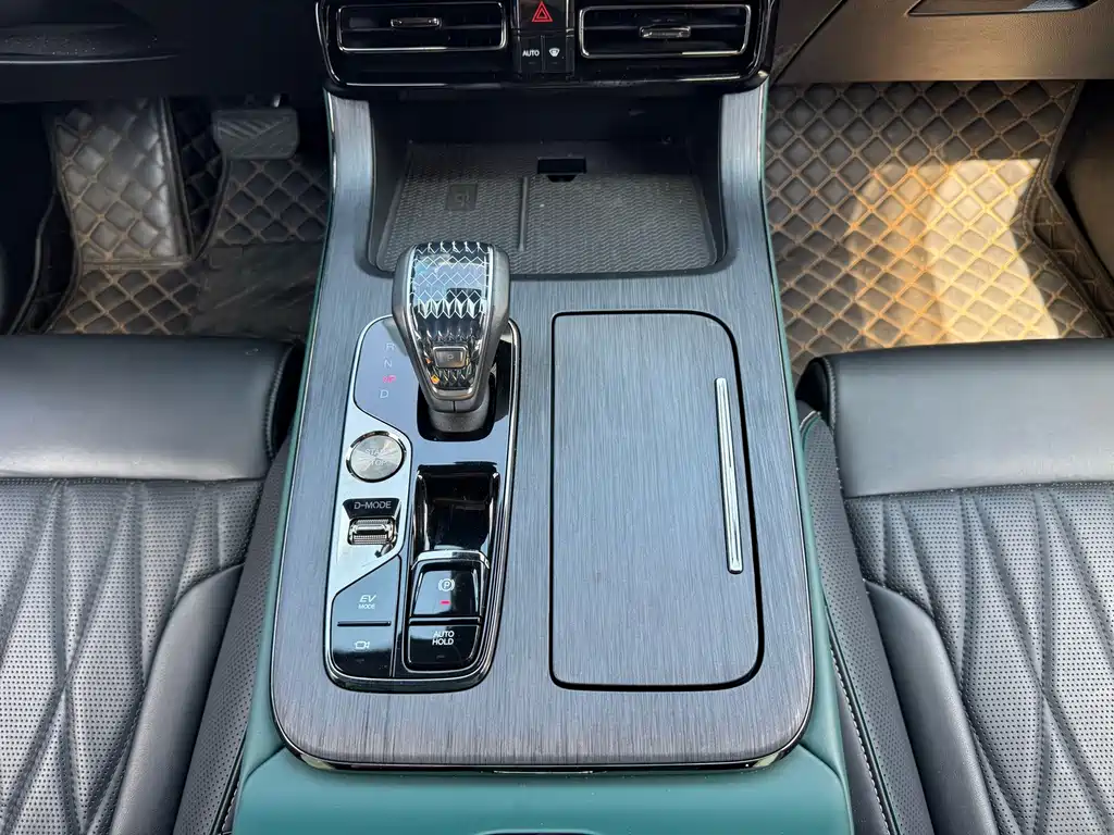 GAC Motor Trumpchi GS8 — миниатюра 12