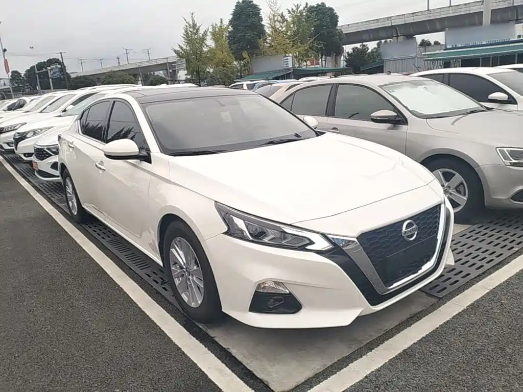 Nissan Teana — миниатюра 4
