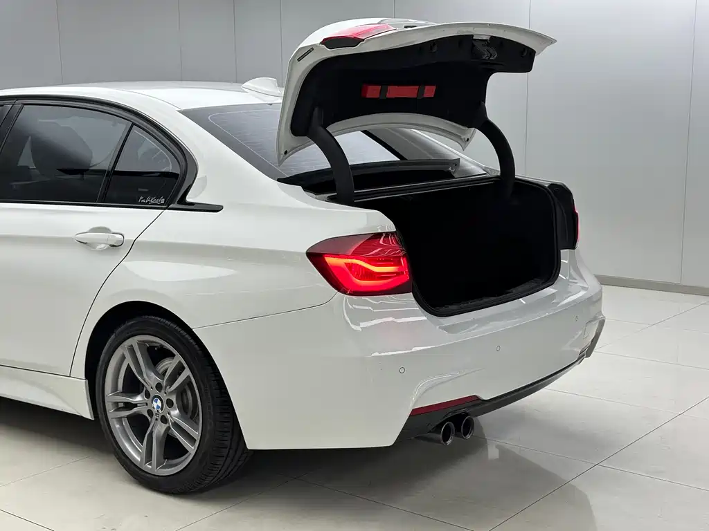 BMW 3 Series — миниатюра 9