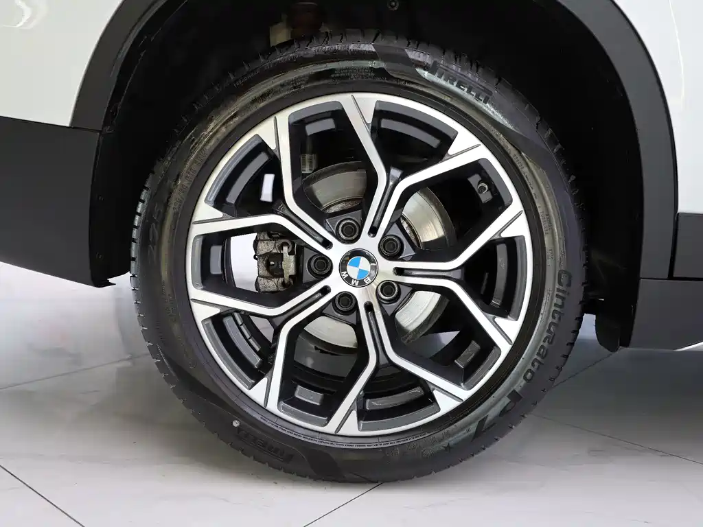 BMW X1 — миниатюра 20