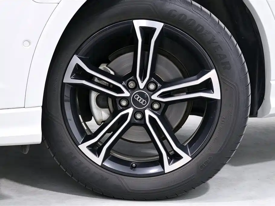 Audi Q3 — миниатюра 17