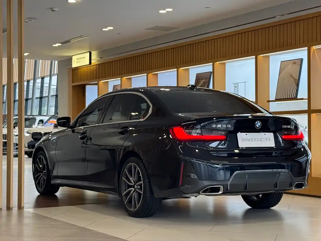 BMW 3 Series — миниатюра 4
