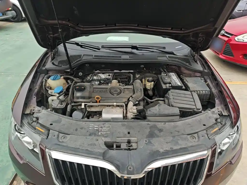 Skoda Superb — миниатюра 20