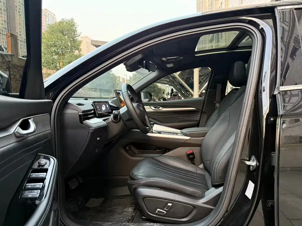 GEELY AUTOMOBILE XINGRUI