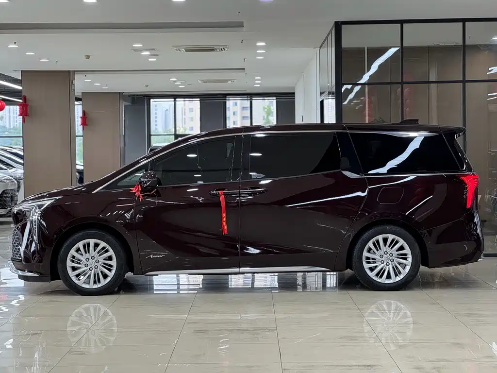 Buick Century 2025 2.0T мест