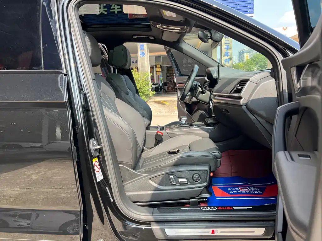 Audi Q5L — миниатюра 31