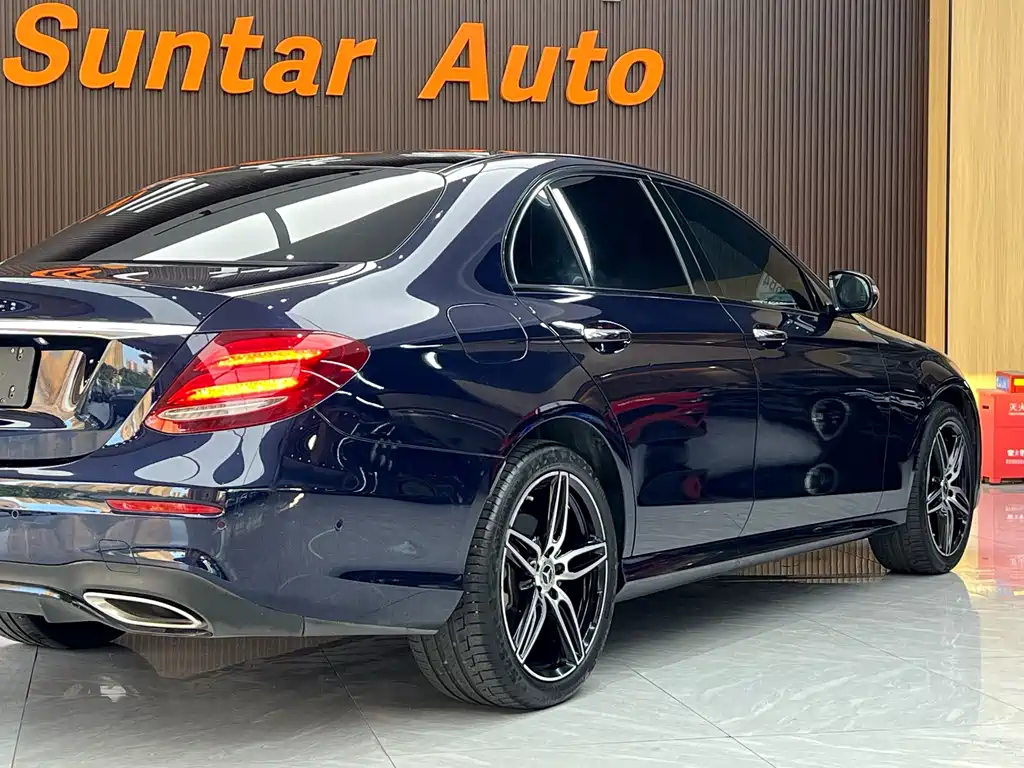Mercedes-Benz E-Class (Import) — миниатюра 19
