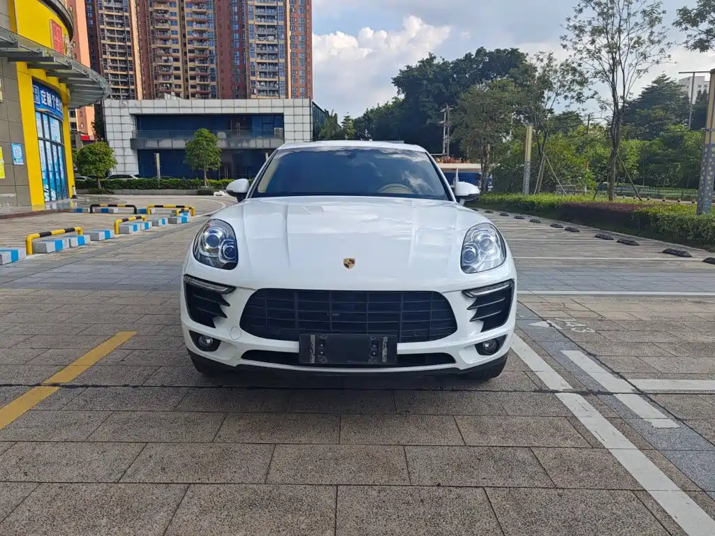 Porsche Macan — миниатюра 2