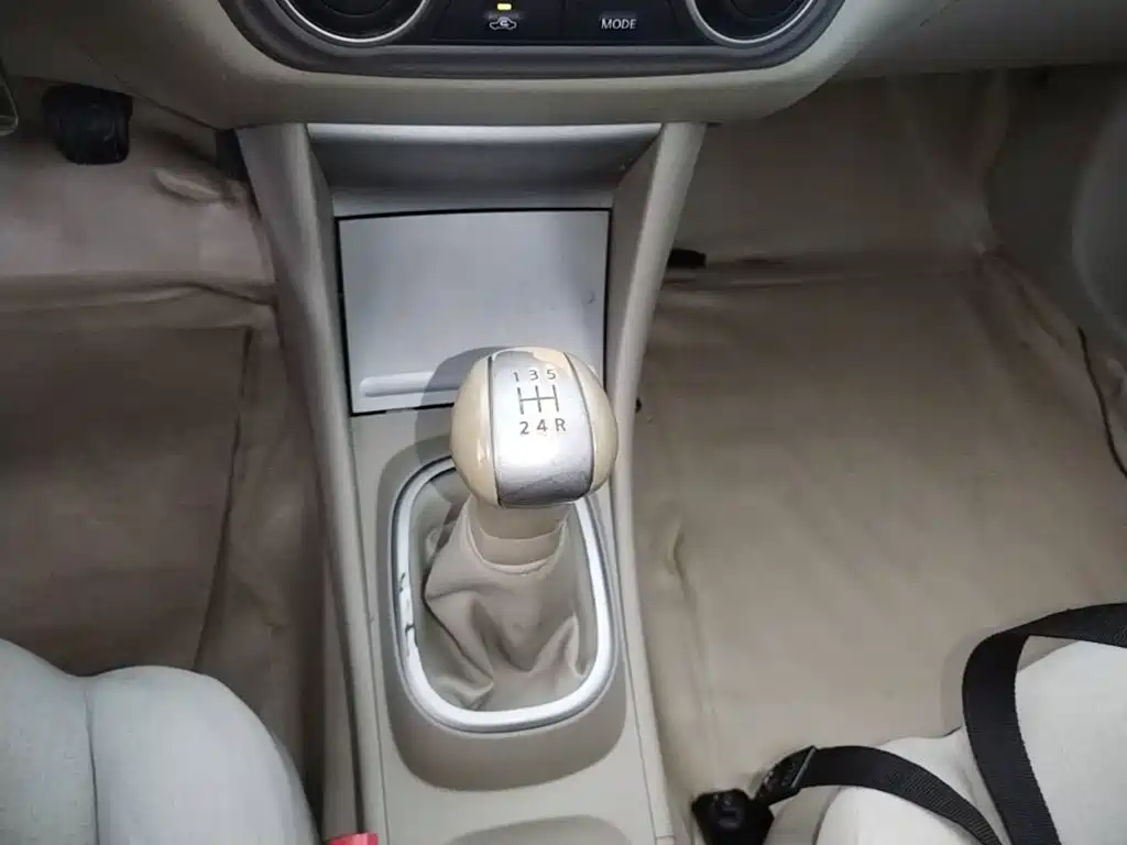 Nissan Sylphy — миниатюра 14