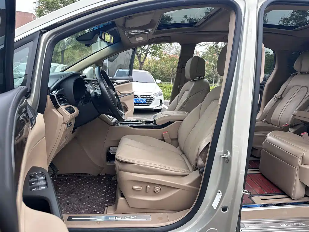 Buick GL8 — миниатюра 4