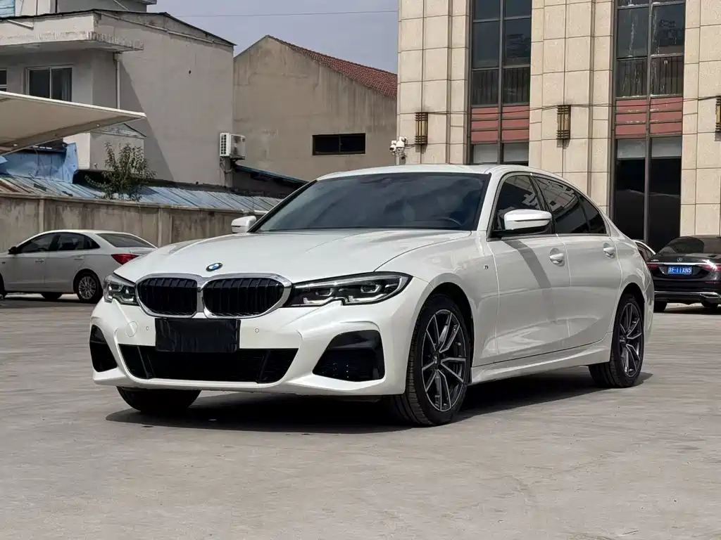 BMW 3 Series 2022