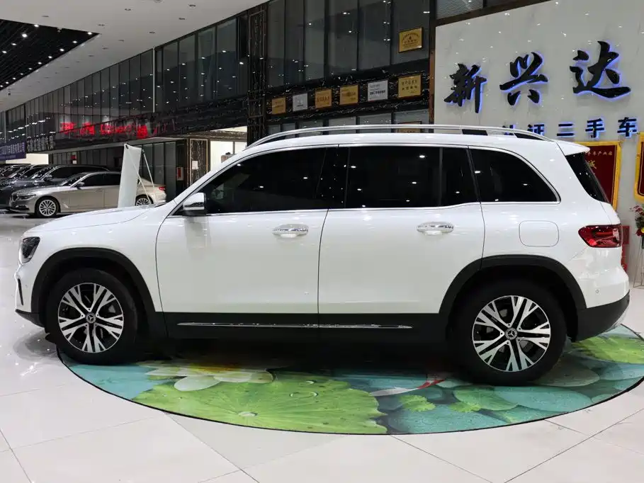 Mercedes-Benz GLB — миниатюра 3