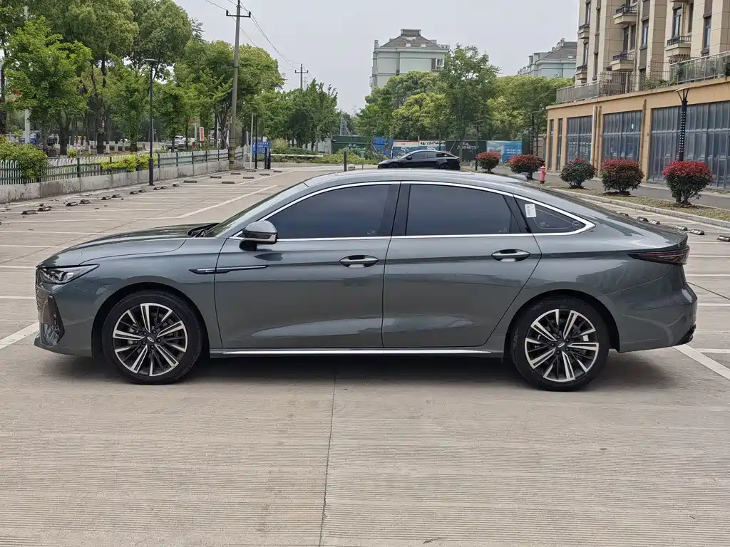 Chery Arrizo 8 PRO — миниатюра 3