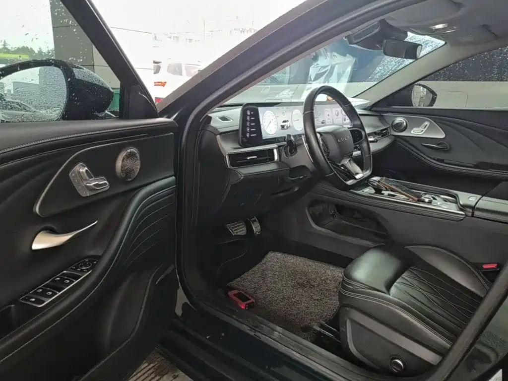 Chery Arrizo 8 — миниатюра 16