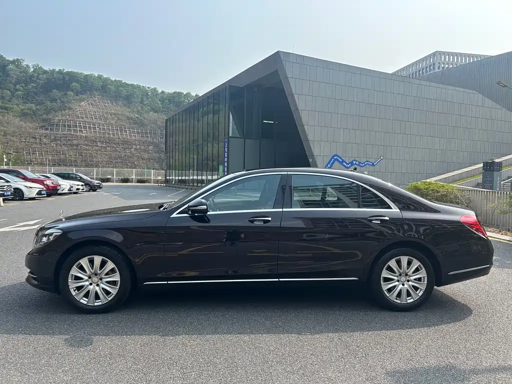 Mercedes-Benz S-Class — миниатюра 25