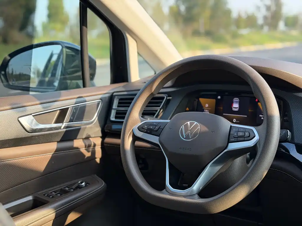 Volkswagen Viloran — миниатюра 11