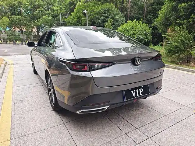 Changan Yida — миниатюра 13