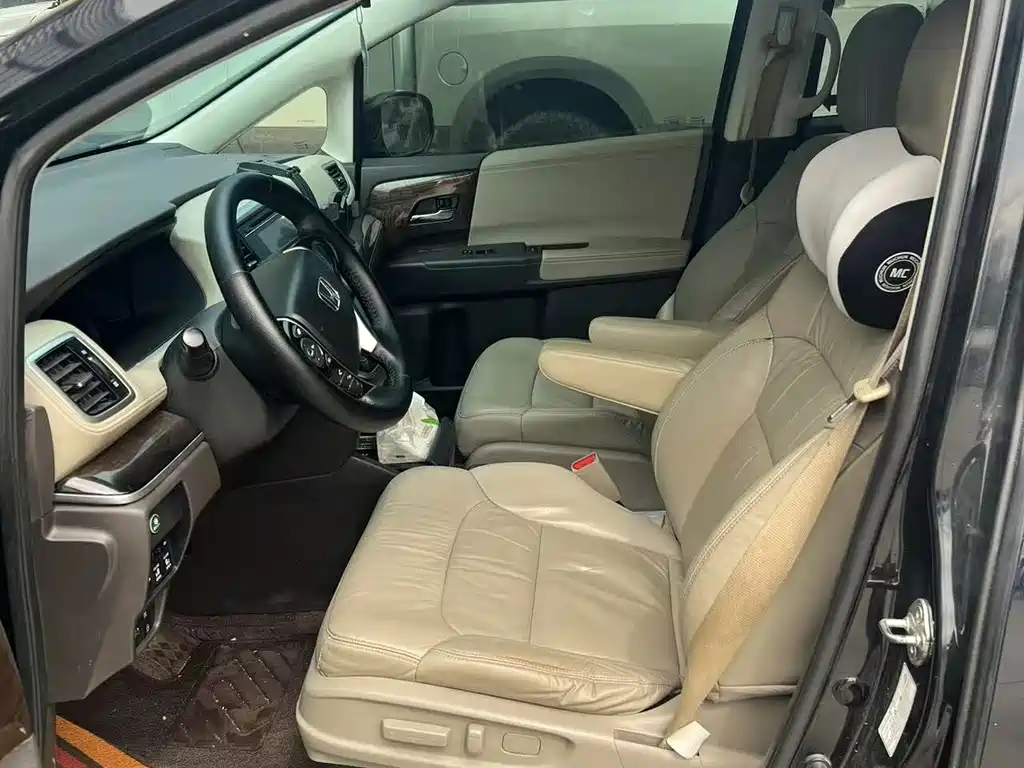 Honda Odyssey — миниатюра 4