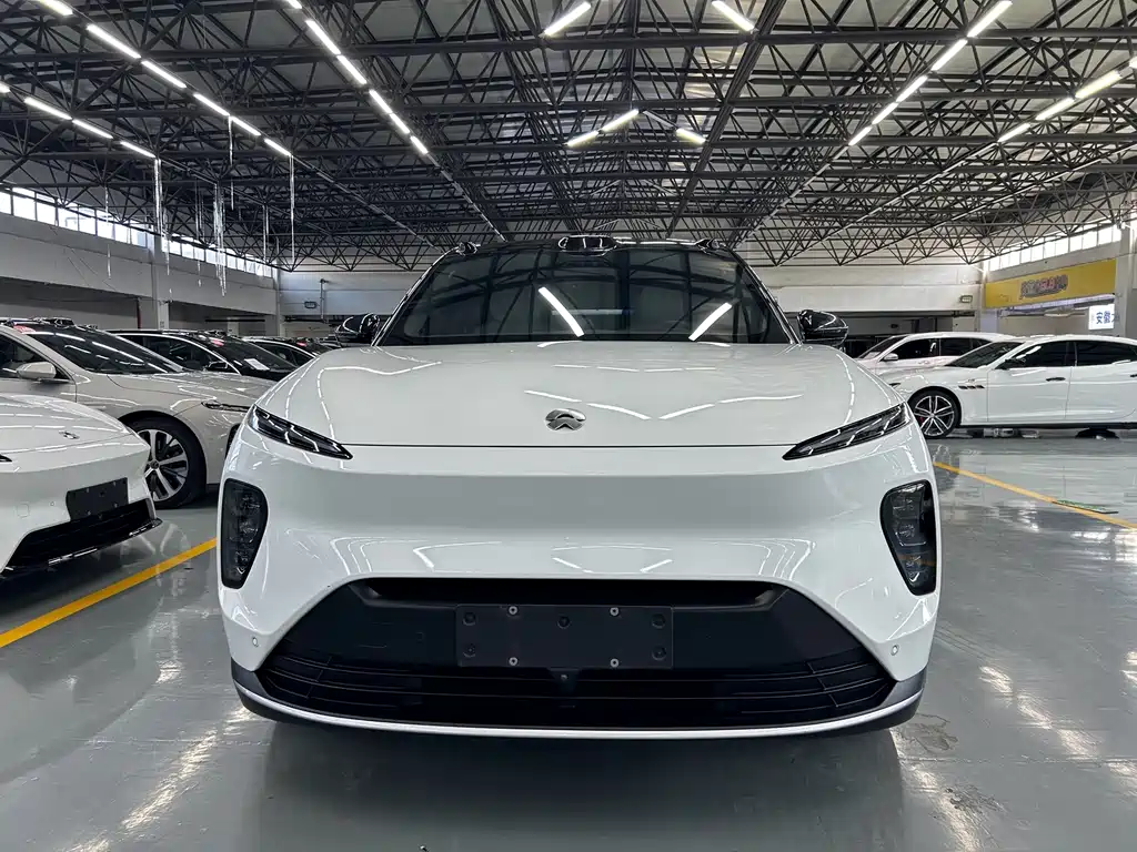 NIO ES8 — миниатюра 2