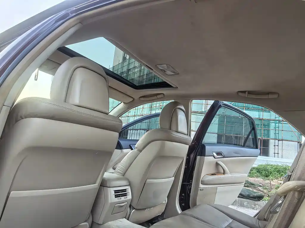 Toyota Reiz — миниатюра 14