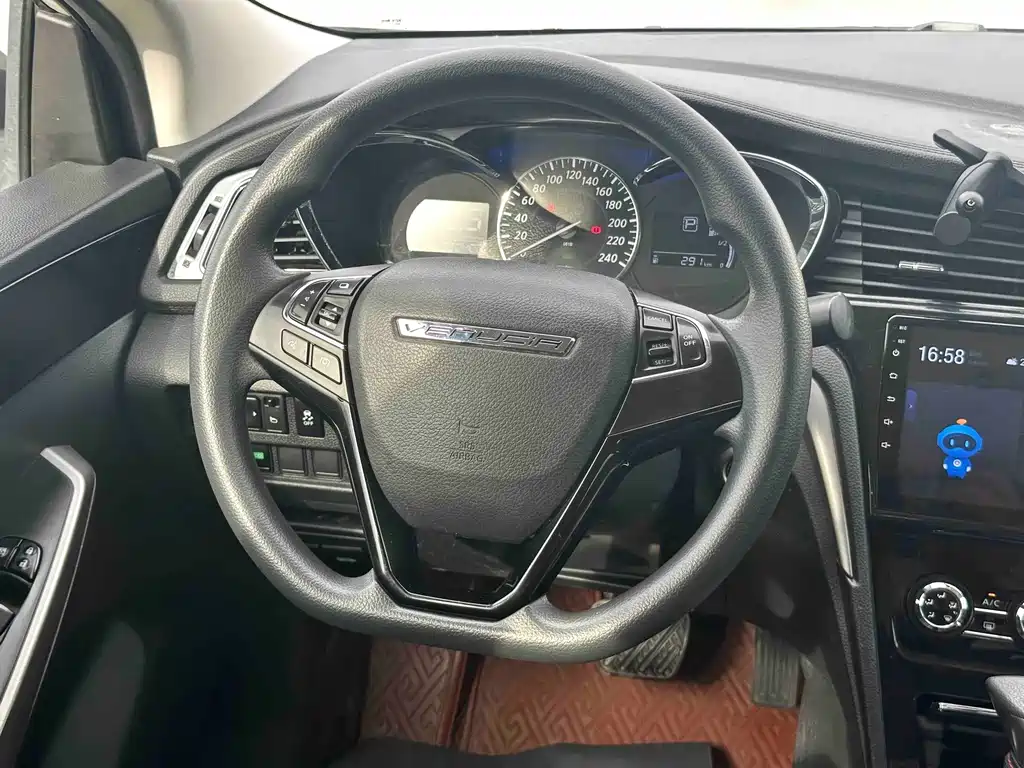 Venucia D60 — миниатюра 7