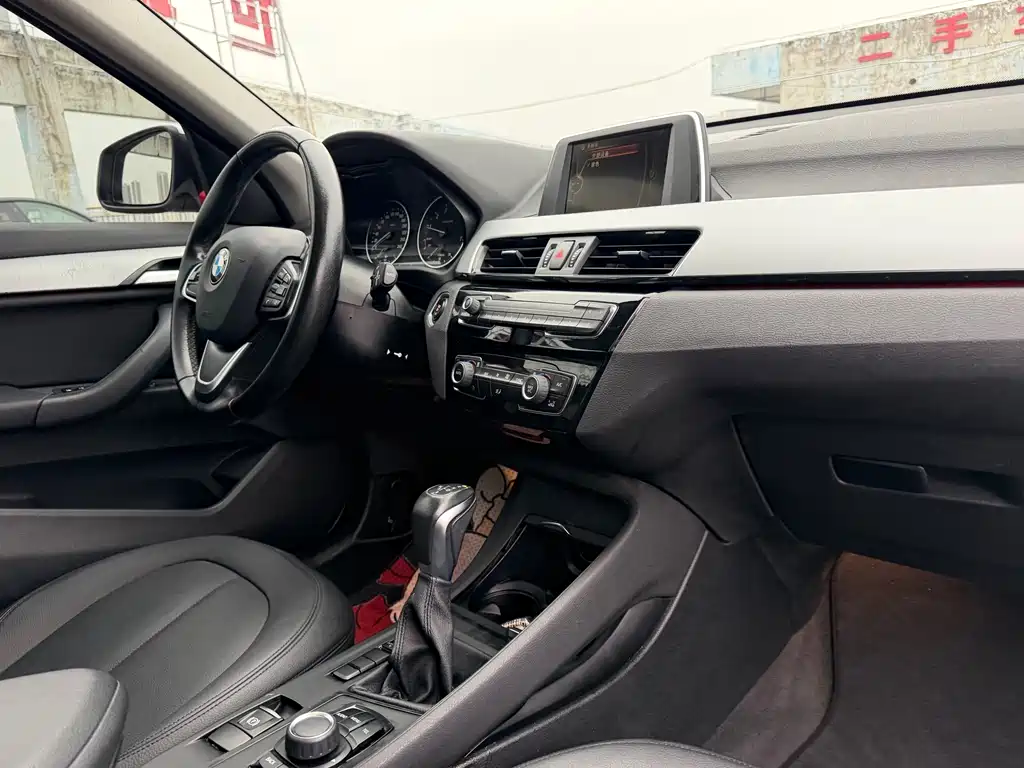 BMW X1 — миниатюра 13