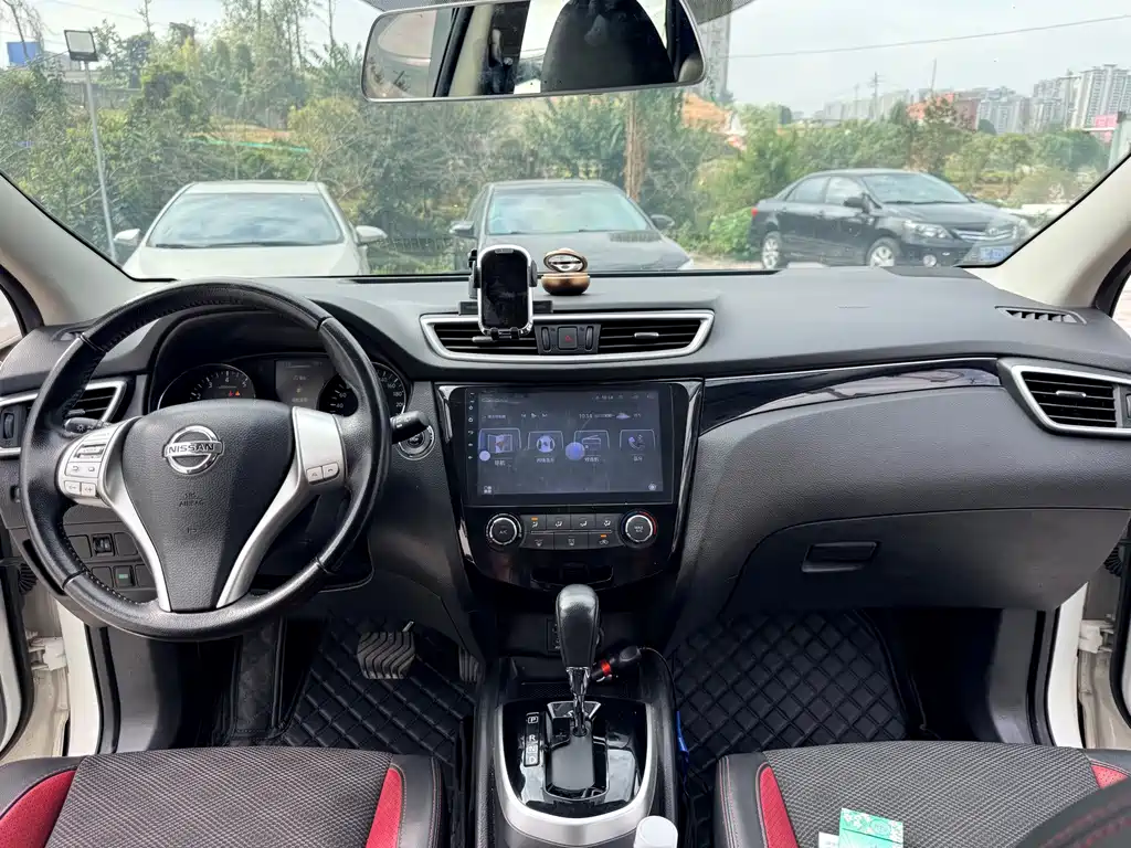 Nissan Qashqai — миниатюра 6