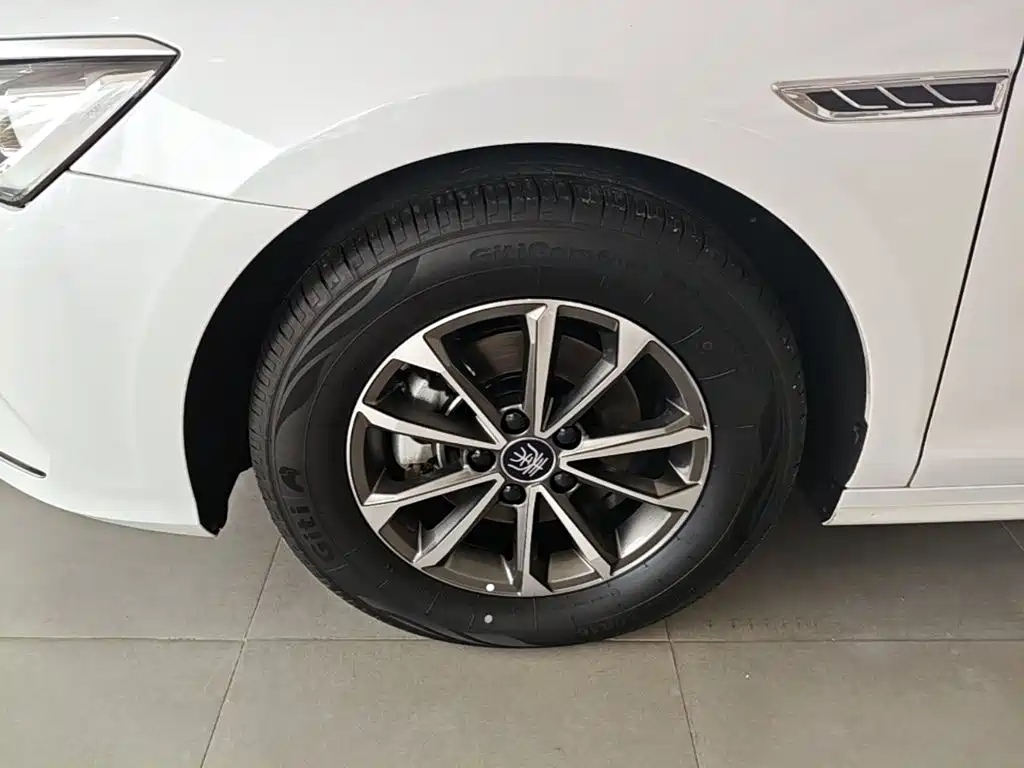 BYD Qin PLUS — миниатюра 23