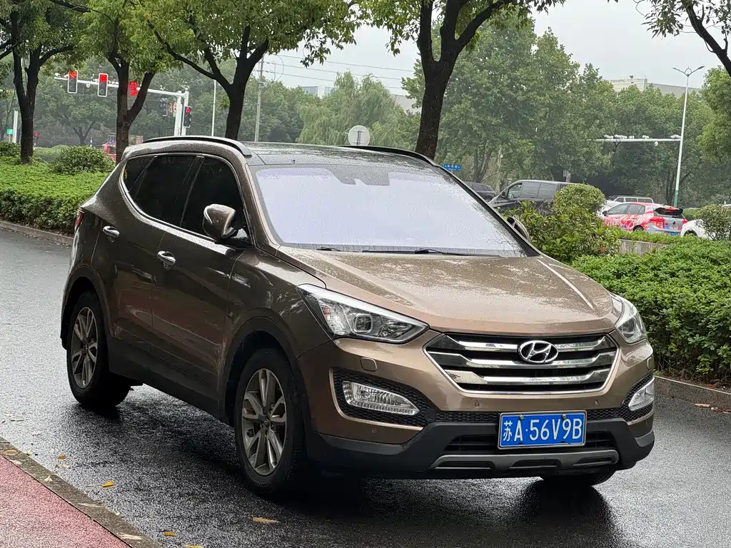 Hyundai Santa Fe — миниатюра 3
