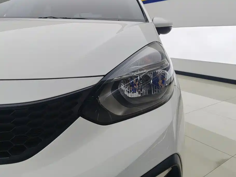 Honda Fit — миниатюра 5