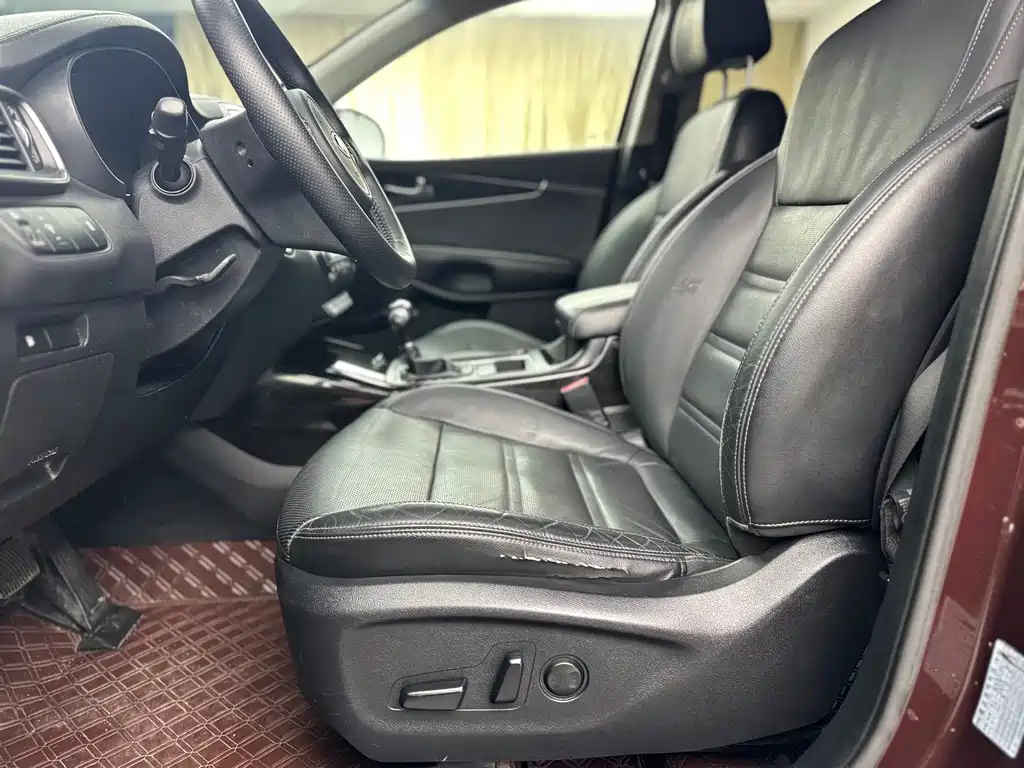 Kia Sorento — миниатюра 8