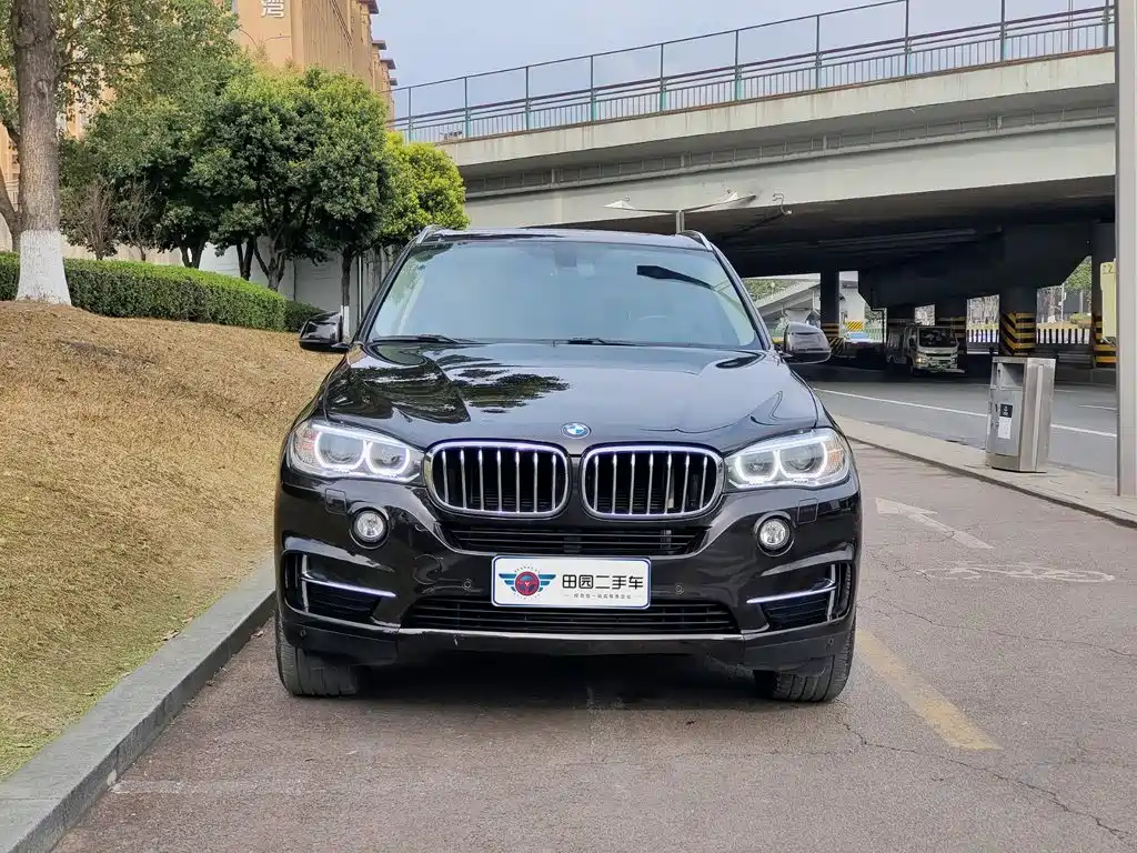 BMW X5 (Import)
