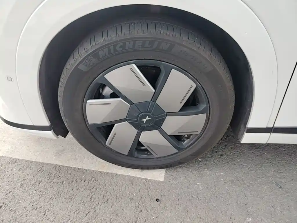 XPeng X9 — миниатюра 23