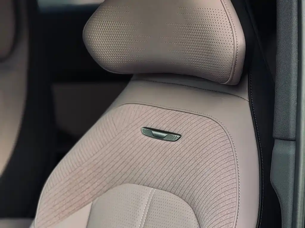 Hongqi Hongqi Tiangong 08 — миниатюра 6