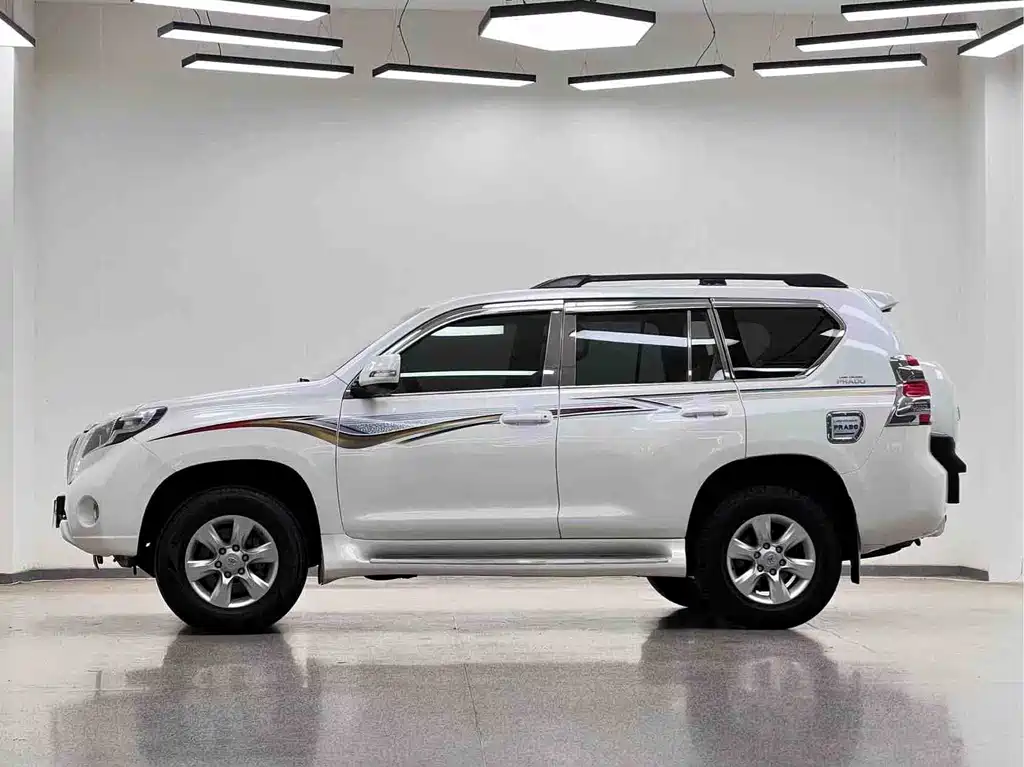 Toyota Land Cruiser Prado 2013 2.7L