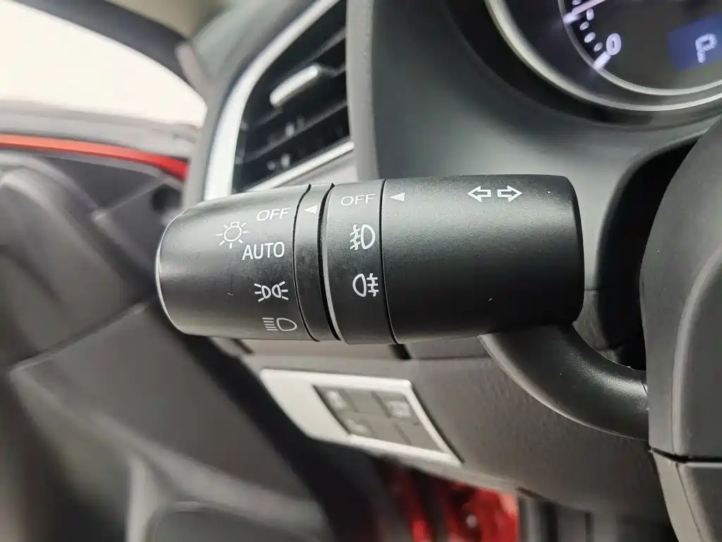Mazda Atenza — миниатюра 21