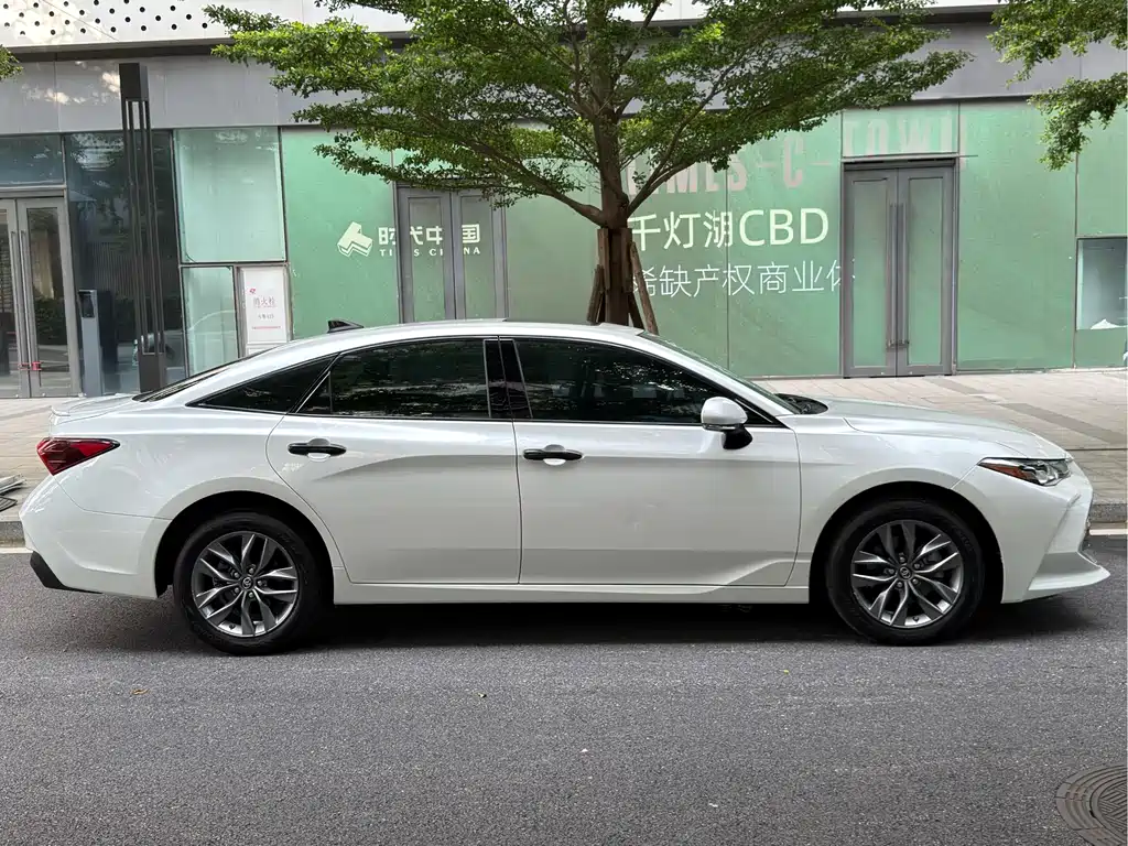 Toyota Avalon 2021 2.5L Luxury