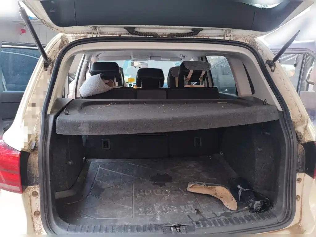 Volkswagen Tiguan — миниатюра 20