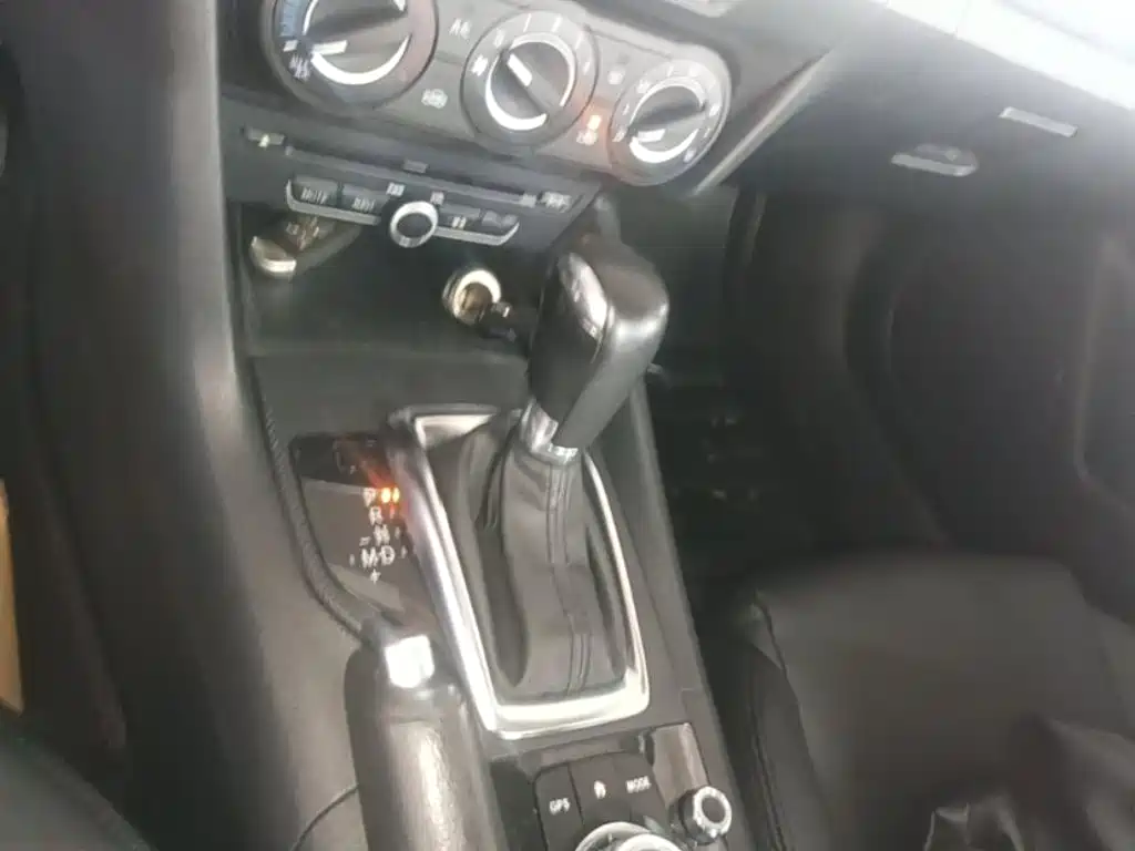 Mazda 3 Axela — миниатюра 14