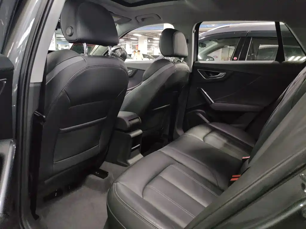 Audi Q2L — миниатюра 8