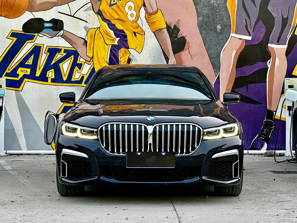 BMW 7 SERIES