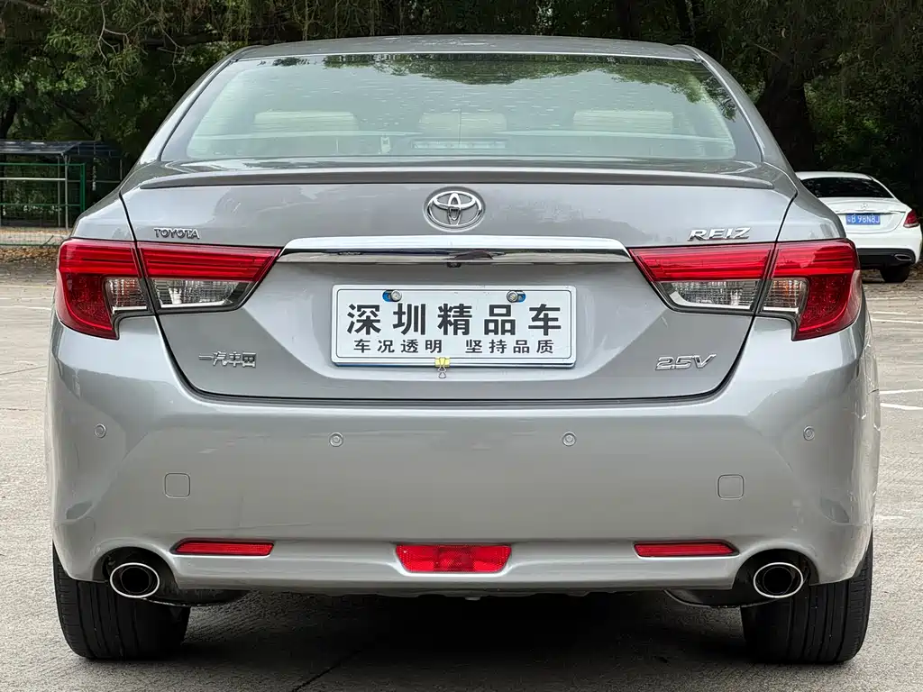 Toyota Reiz 2013 2.5V