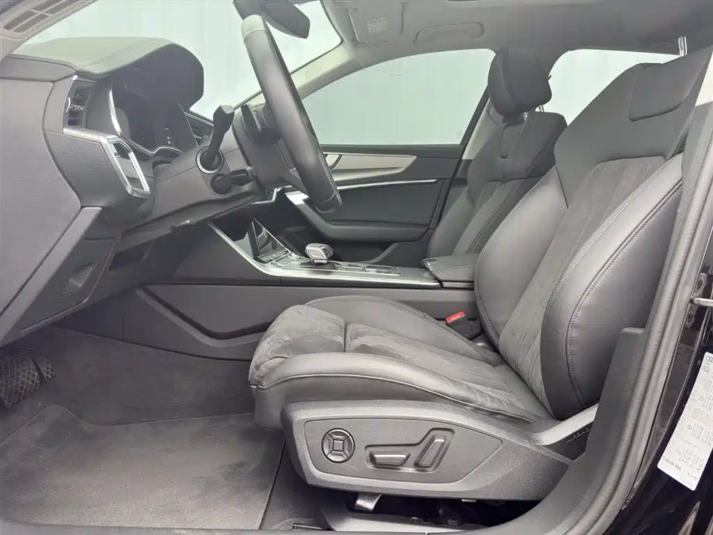 Audi A6 2023 Avant 45 TFSI